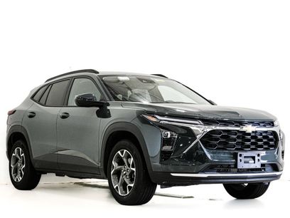 Used 2025 Chevrolet Trax LT