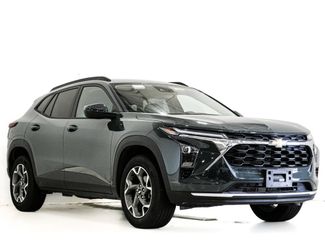 Used 2025 Chevrolet Trax LT FWD video 1