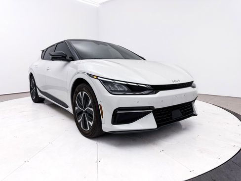 Used 2022 Kia EV6 GT-Line w/ GT-Line Suede Seat Package image 11