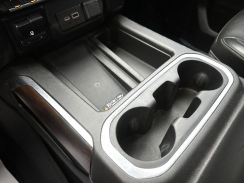 Used 2019 GMC Sierra 1500 SLT w/ SLT Premium Plus Package image 31