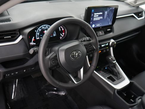 Used 2025 Toyota RAV4 XLE Premium w/ Weather Package AWD/4WD image 21