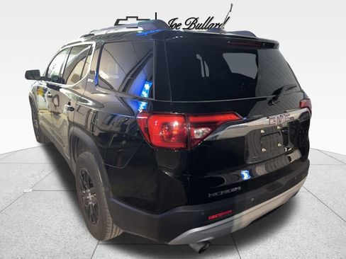 Used 2018 GMC Acadia SLT image 19