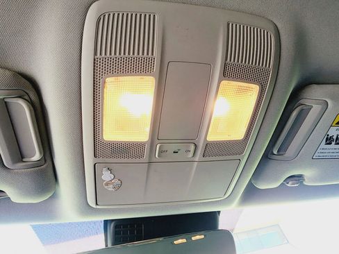 Used 2019 MAZDA CX-9 Touring image 28