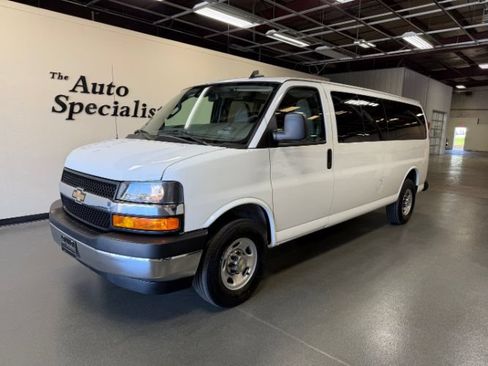 Used 2024 Chevrolet Express 3500 LT w/ LT Preferred Equipment Group RWD image 1