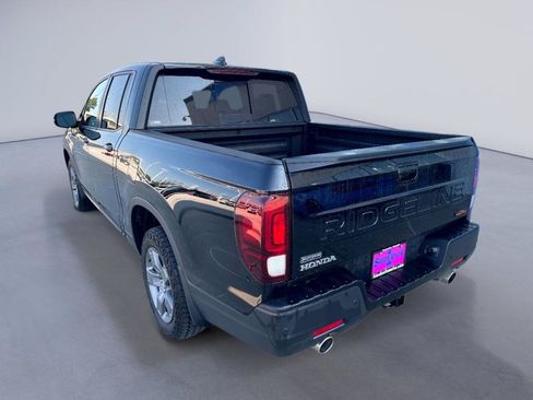 Certified 2025 Honda Ridgeline TrailSport image 2