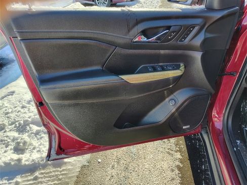 Used 2019 GMC Acadia Denali w/ Technology Package image 12