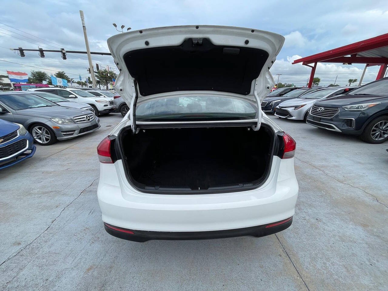 Used 2018 Kia Forte LX FWD image 13