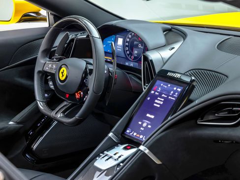 Certified 2025 Ferrari Roma Spider image 67