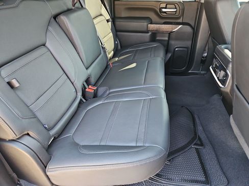 Certified 2022 GMC Sierra 3500 Denali w/ Denali Ultimate Package AWD/4WD image 28