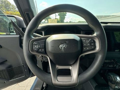 Used 2025 Ford Bronco 4-Door w/ Sasquatch Package AWD/4WD image 16