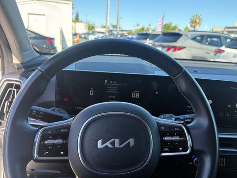 Used 2024 Kia Sorento S AWD/4WD image 30