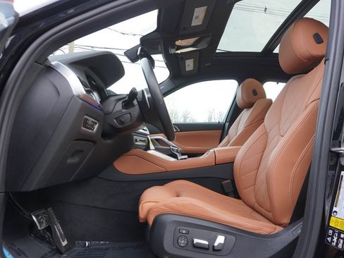 Used 2023 BMW X6 xDrive40i w/ M Sport Package image 38