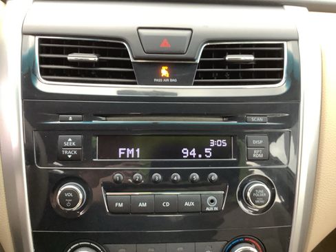 Used 2013 Nissan Altima 2.5 S image 15