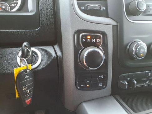 Used 2022 RAM 1500 Express w/ Wheel & Sound Group AWD/4WD image 14