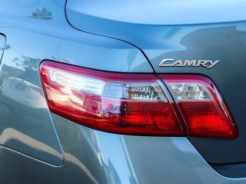 Used 2007 Toyota Camry LE image 7