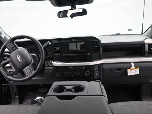 New 2026 Ford F250 XL w/ STX Appearance Package AWD/4WD image 15