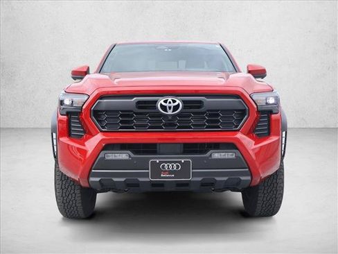 Used 2025 Toyota Tacoma TRD Off-Road w/ TRD Off Road Premium Package AWD/4WD image 5