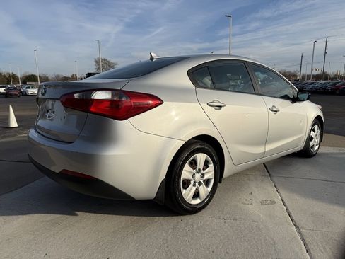 Used 2015 Kia Forte LX image 14