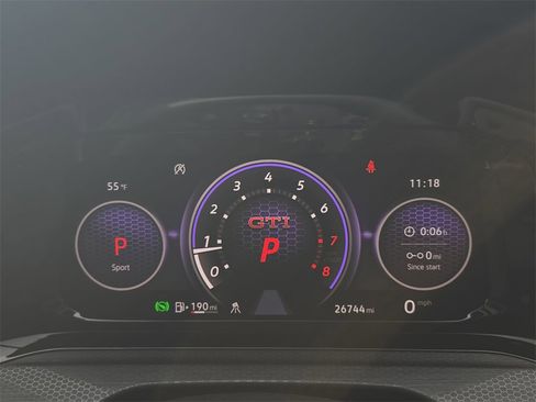 Used 2022 Volkswagen GTI S image 23