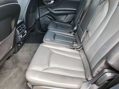 Used 2019 Audi Q7 3.0T Prestige w/ Prestige Package AWD/4WD image 26
