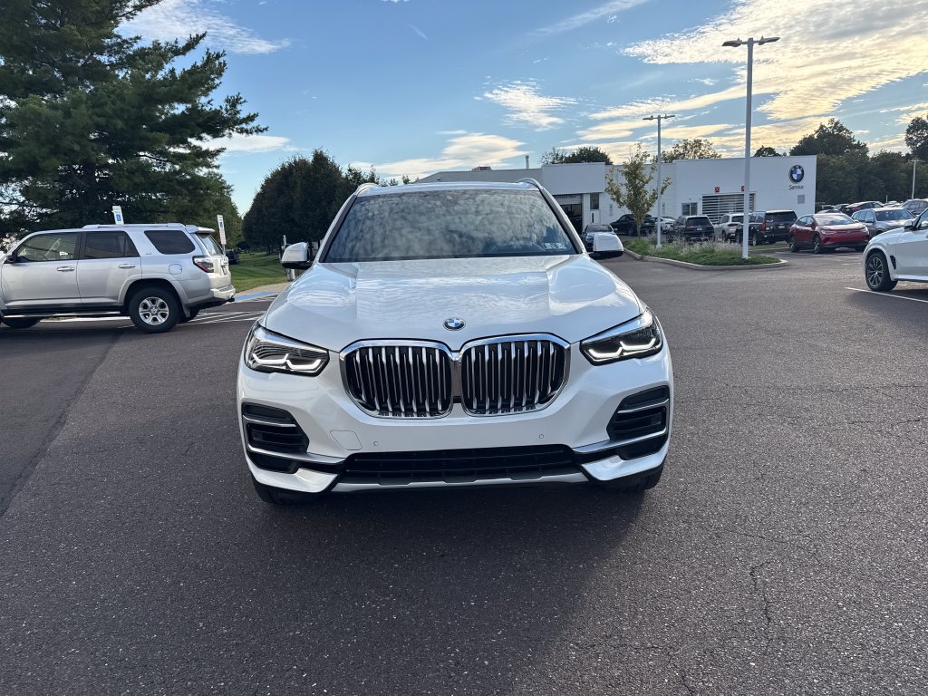 Used 2022 BMW X5 xDrive40i w/ Premium Package AWD/4WD image 8