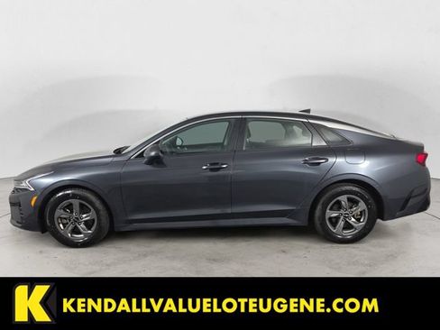 Used 2022 Kia K5 LXS FWD image 2