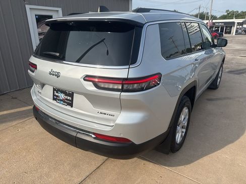 Certified 2023 Jeep Grand Cherokee L Limited w/ Luxury Tech Group II image 3