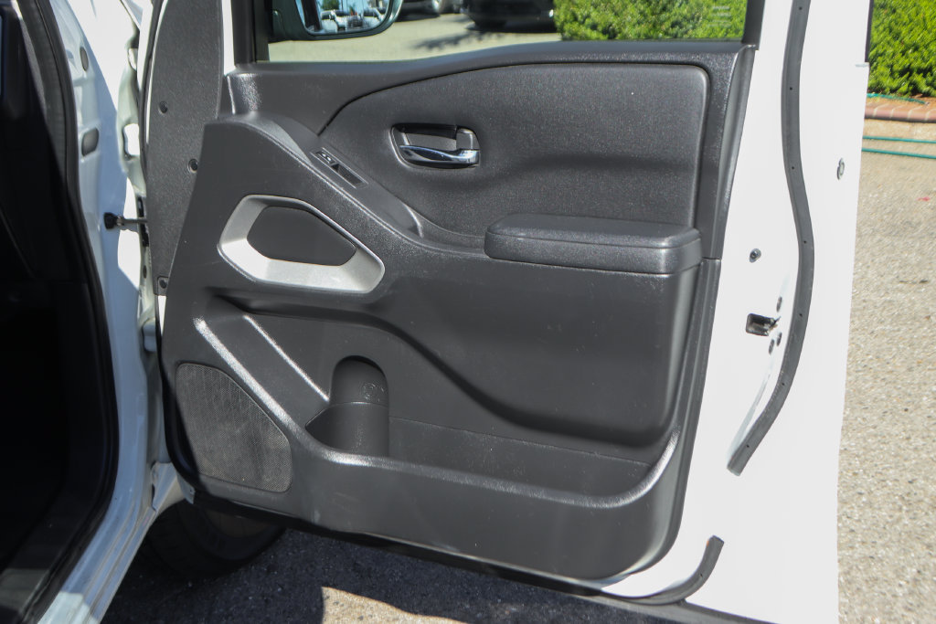 Used 2022 Nissan Frontier SV AWD/4WD image 37