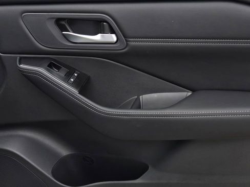 New 2026 Nissan Rogue SV image 8