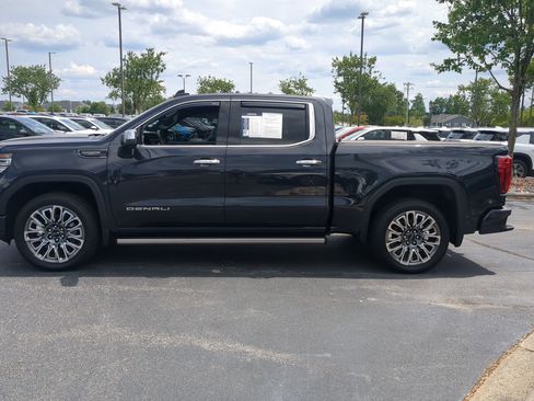 Used 2025 GMC Sierra 1500 Denali Ultimate AWD/4WD image 7