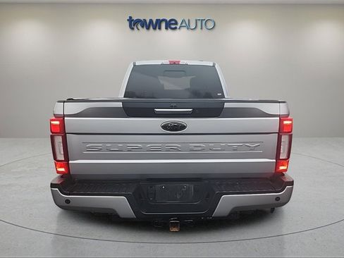 Used 2022 Ford F350 Lariat w/ Tremor Off-Road Package image 4