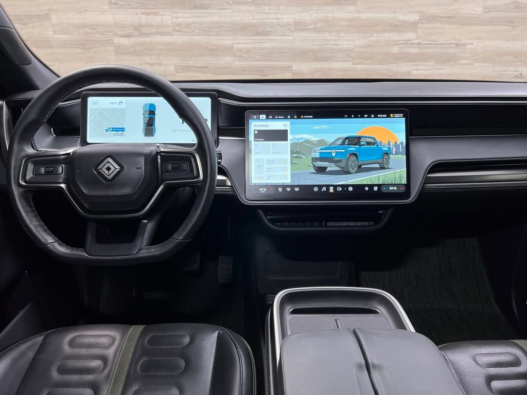 Used 2025 Rivian R1T Adventure Dual AWD/4WD image 2