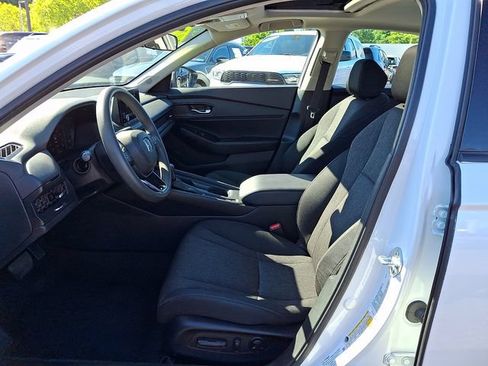 Used 2024 Honda Accord EX image 13