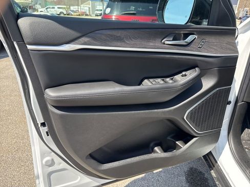 New 2026 Jeep Grand Cherokee Limited AWD/4WD image 20