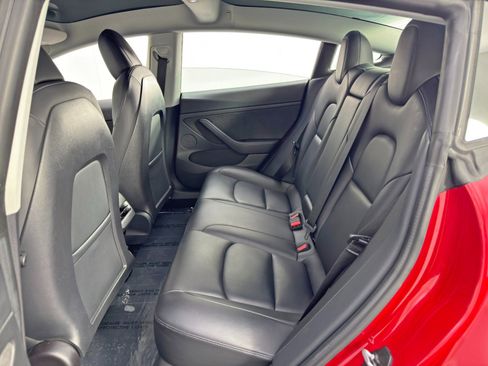 Used 2022 Tesla Model 3 Long Range image 40