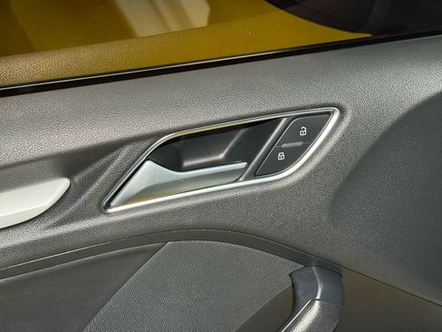 Used 2019 Audi A3 2.0T Premium image 32