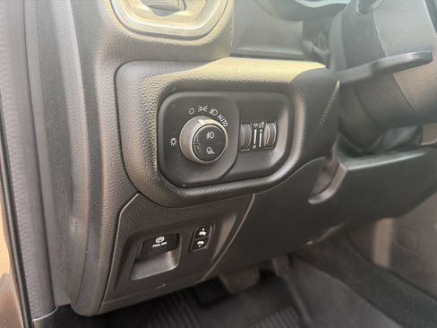 Used 2023 RAM 1500 Laramie AWD/4WD image 22