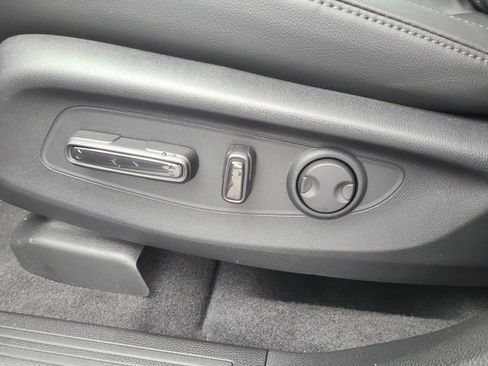 Used 2024 Honda CR-V EX-L image 19