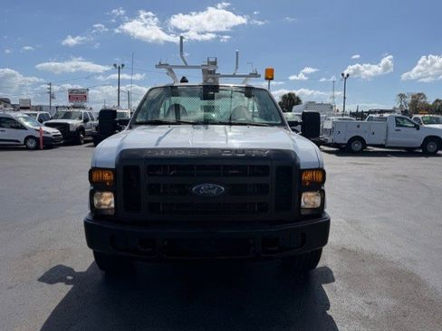 Used 2008 Ford F350 XL image 2