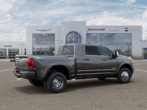 New 2026 RAM 3500 Limited AWD/4WD image 4