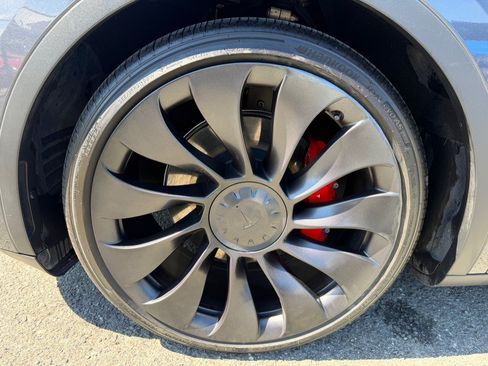 Used 2022 Tesla Model Y Performance AWD/4WD image 51