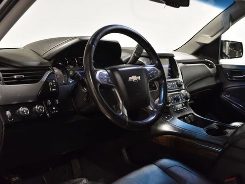 Used 2019 Chevrolet Tahoe LT image 11