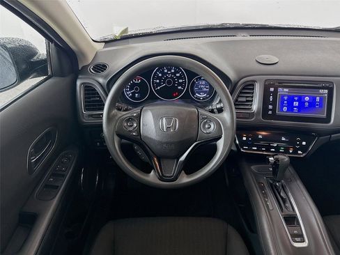 Used 2018 Honda HR-V EX image 23