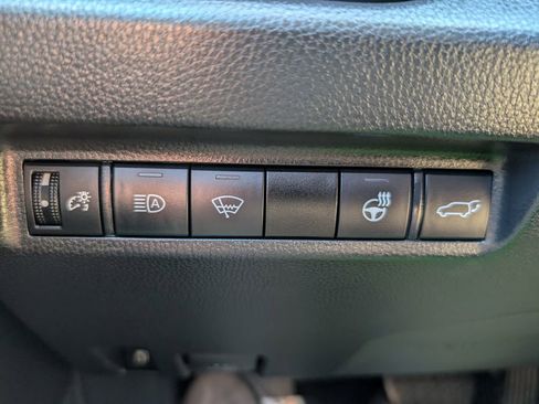 Used 2022 Toyota RAV4 XLE w/ Convenience Package AWD/4WD image 21