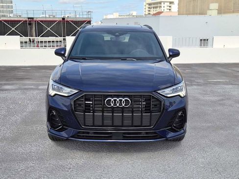 New 2025 Audi Q3 2.0T Premium image 9
