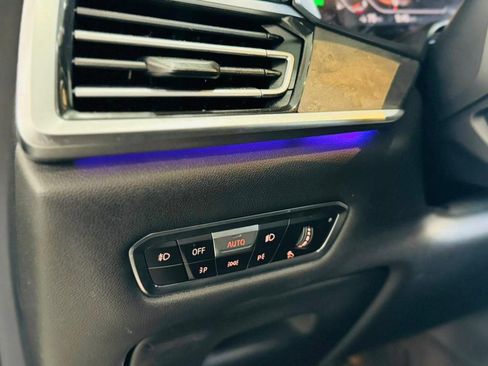 Used 2019 BMW X7 xDrive50i image 16