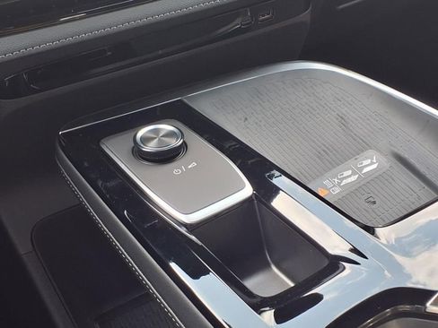 New 2025 Buick Enclave Preferred w/ Power Package image 11