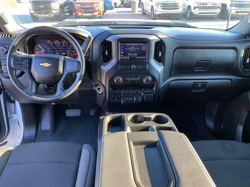 Used 2025 Chevrolet Silverado 2500 Custom w/ Custom Value Package image 25