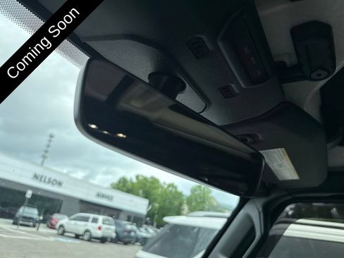 Used 2023 Jeep Gladiator Rubicon w/ LED Lighting Group AWD/4WD image 18