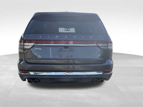 Used 2020 Lincoln Aviator Reserve w/ Equipment Group 201A image 8